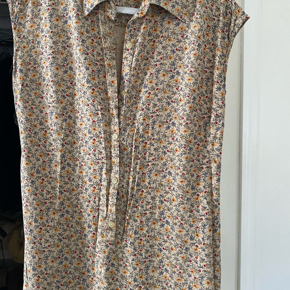 Beautiful retro  👗 ❣️runs small, lovely condition 👒 perfect any season 👗